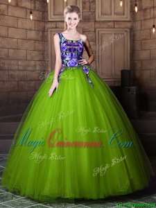 Customized Olive Green Ball Gowns One Shoulder Sleeveless Tulle Floor Length Lace Up Pattern Sweet 16 Dresses